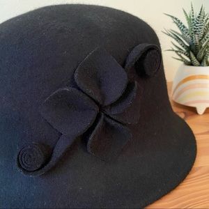 Vintage Wool Felted Cloche Hat, black